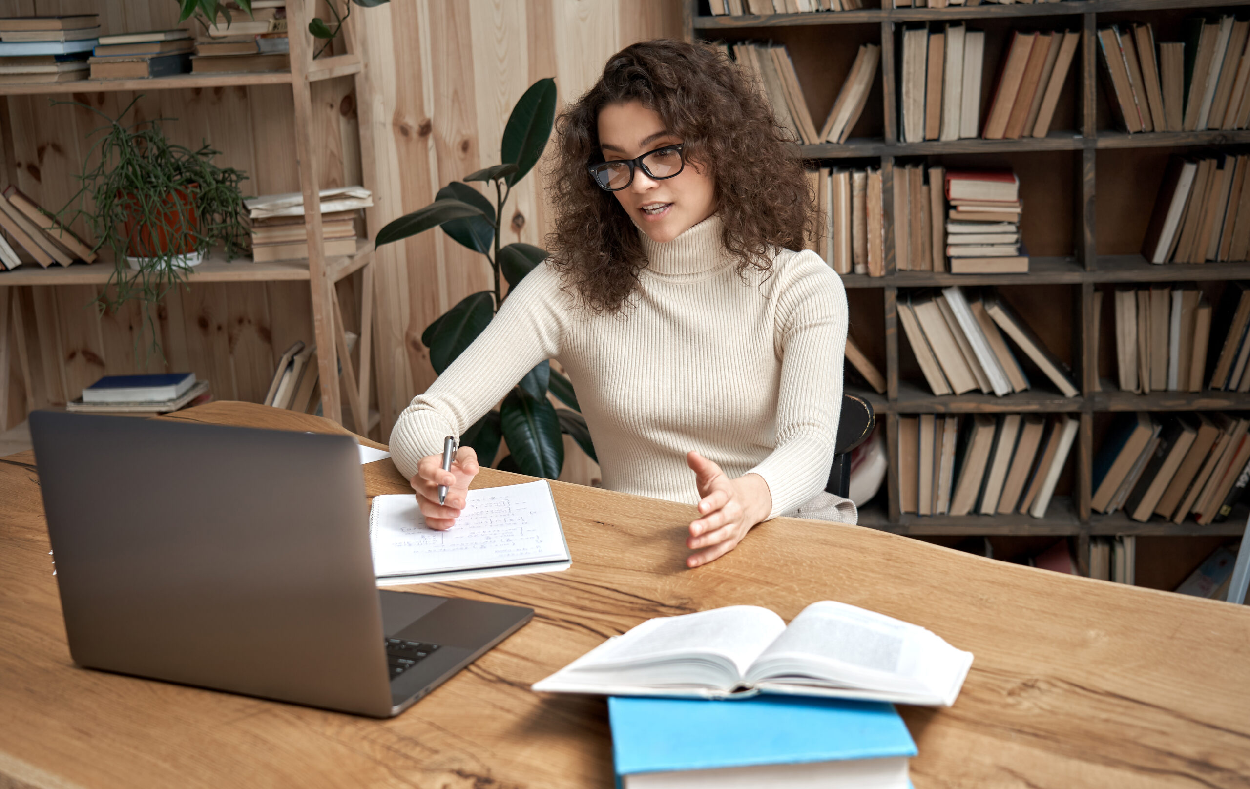 Remote-Paralegal-On-Zoom-Call